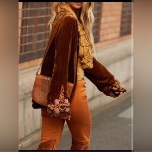 Chasing Unicorns Black Magic Woman SMALL